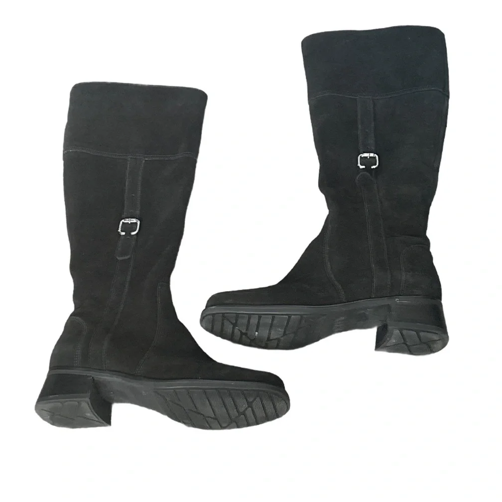 La CANADIENNE | Black Suede Winter Boots - Picture 1 of 4
